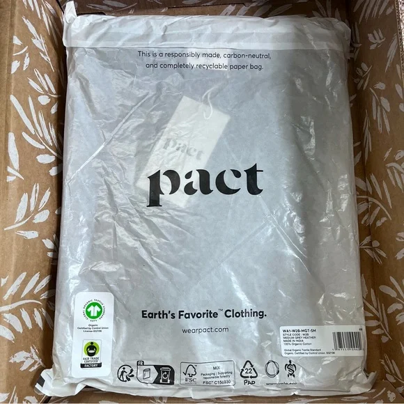 Pact Airplane Relaxed Blazer - Picture 3 of 3